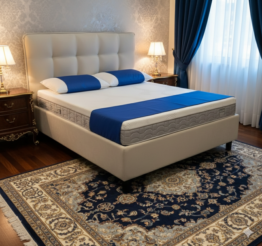 Letto IRIS, parzialmente sfoderabile, con rete a doghe munita di doppio sostegno centrale. Disponibile con o senza box contenitore ed in diversi colori e misure.